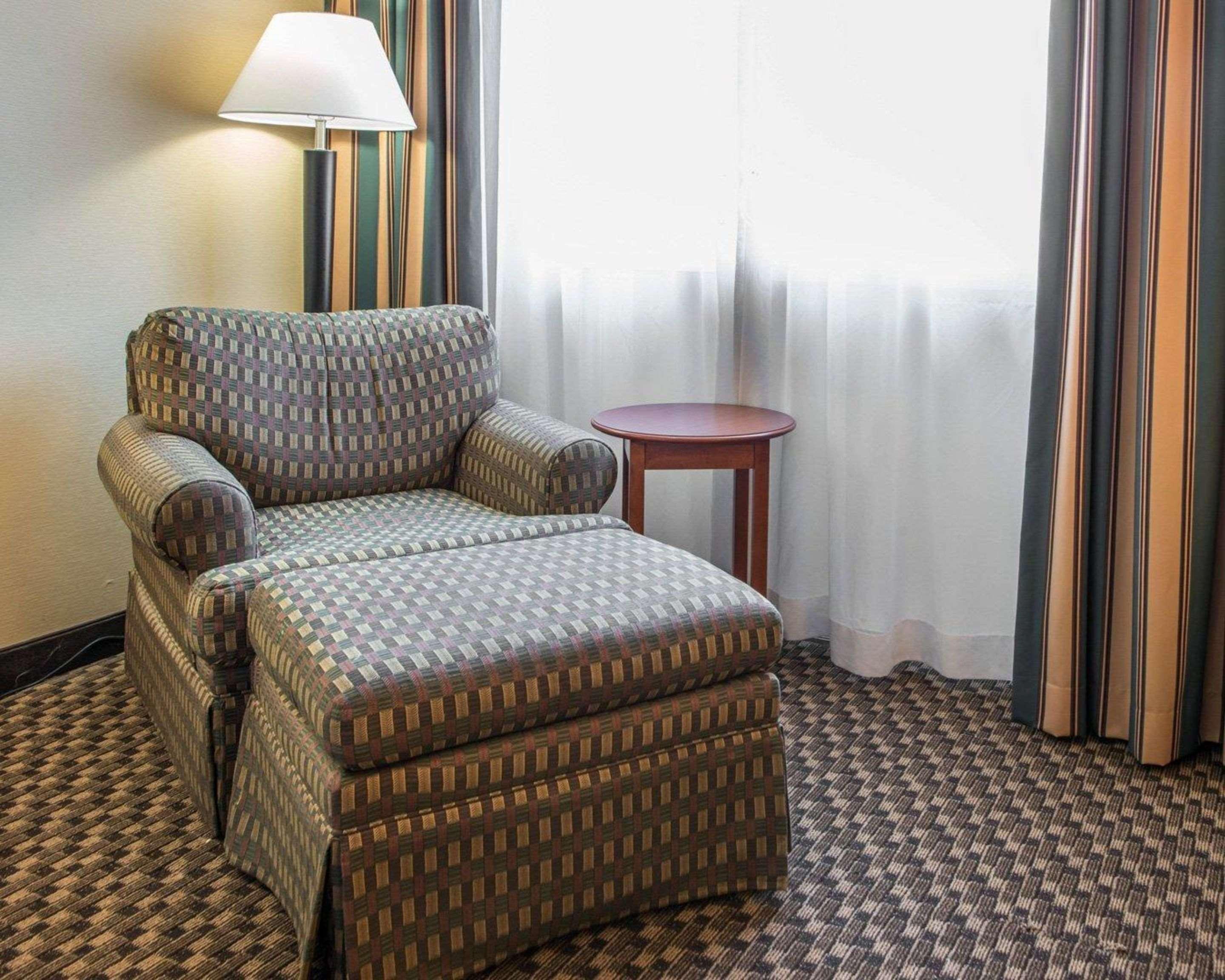 Mainstay Suites Verona Luaran gambar