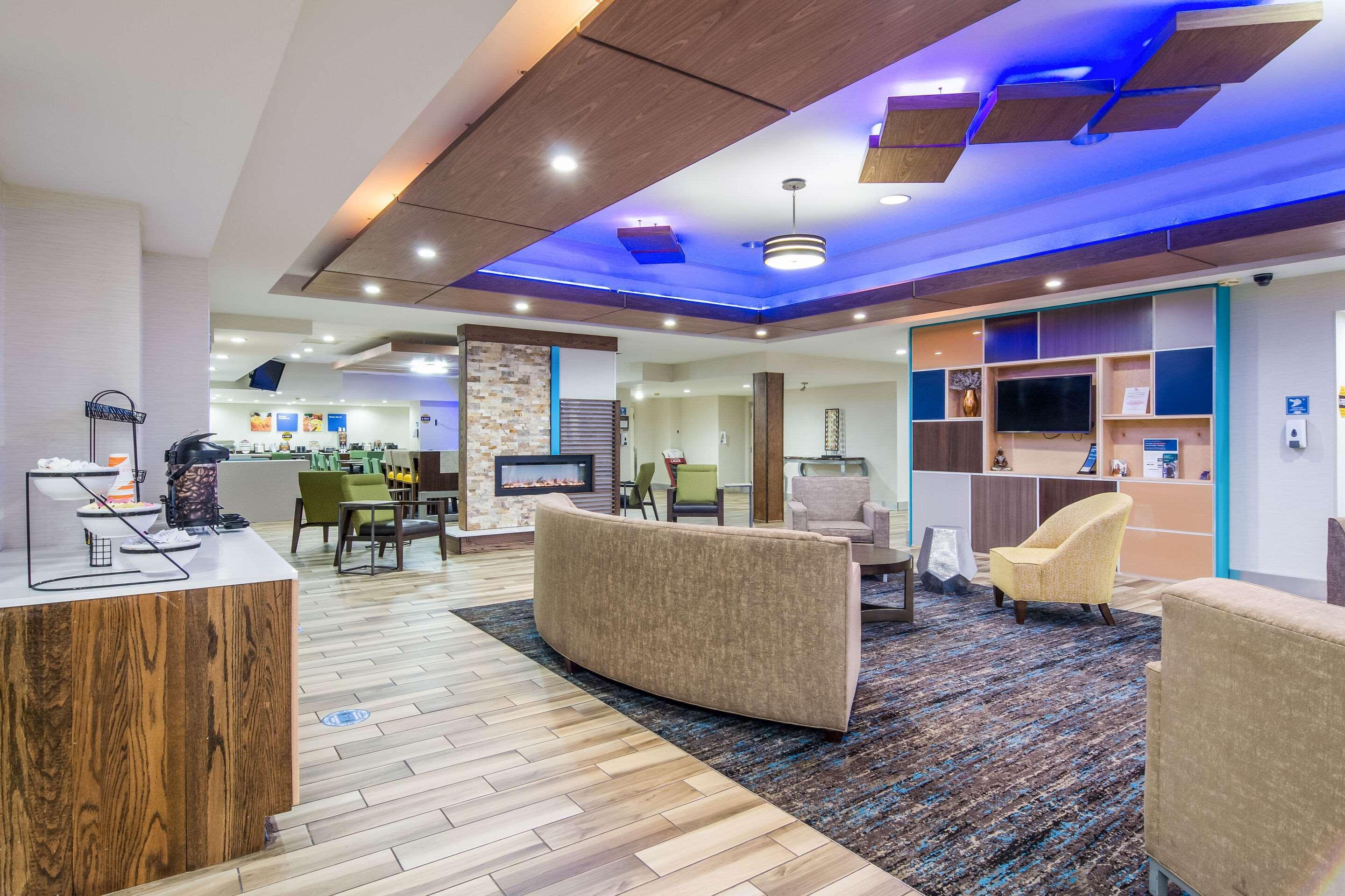 Mainstay Suites Verona Luaran gambar