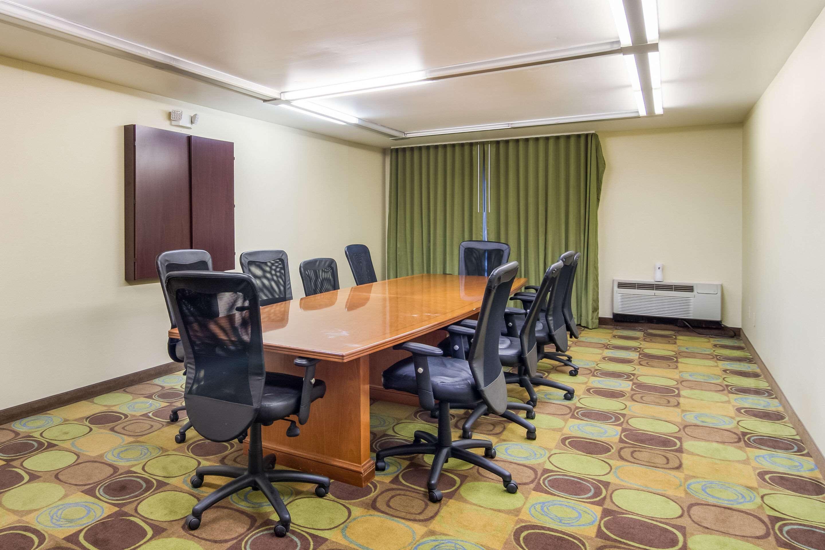 Mainstay Suites Verona Luaran gambar